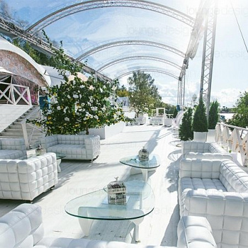 Открытая площадка White Park New Riga Bay